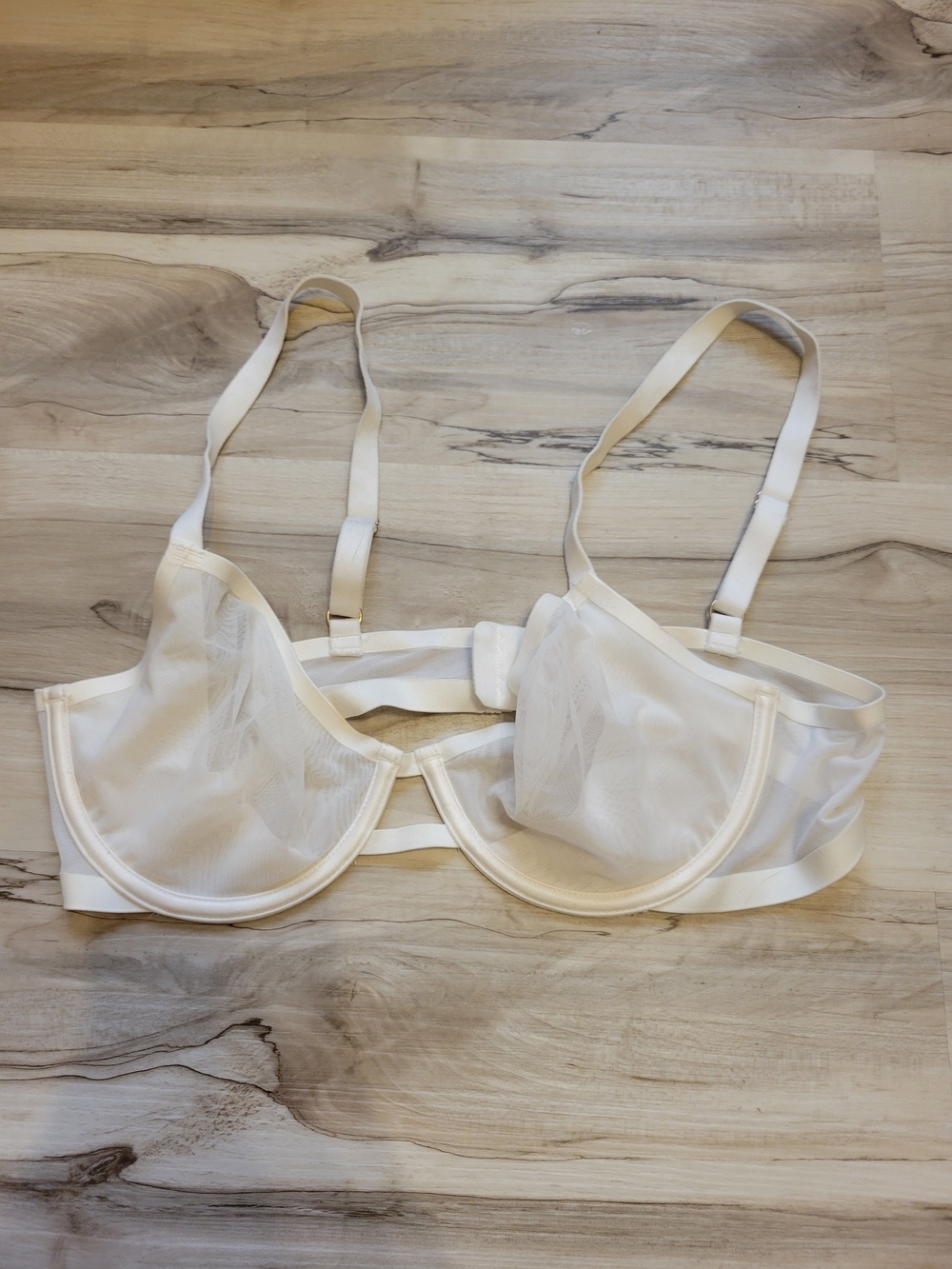 Auden Sheer Mesh Underwire Bra in Cream